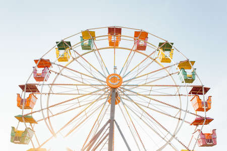 ferris wheel, amusement park, architecture, infrastructure, structure, sun