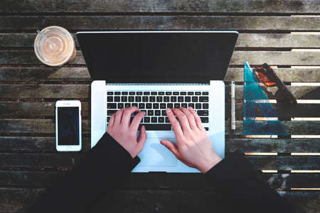 laptop, apple, macbook, computer, browser, research, study, school, mobile, phone, drink, student,...