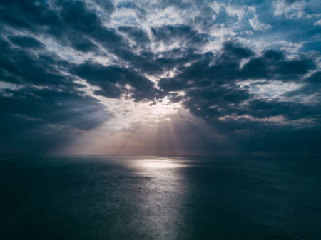 sea, ocean, water, waves, nature, cloudy, sky, clouds, horizon, sunlight