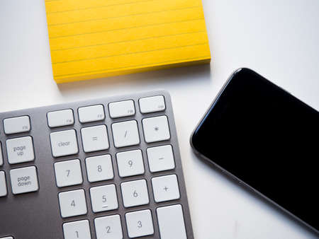 keyboard, office, desk, business, work, technology, sticky, notes, mobile, phone, smartphone, gadget