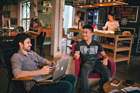 man,  coffeeshop,  laptop,  meeting,  business,  design,  macbook,  happy,  smaile,  men,  people, ...