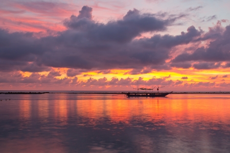 Sunset at Chaweng Beach, Koh Samui  Thailand
の写真素材