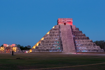 Light Show at the Mayan pyramids in Chichen Itza,Mexico.の写真素材