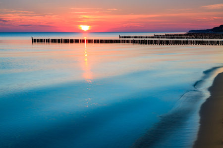View along coast of the Baltic Sea at dawn.の写真素材