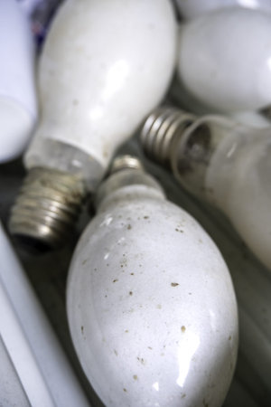 Detail of old damaged and discarded light bulbs, recyclingの写真素材