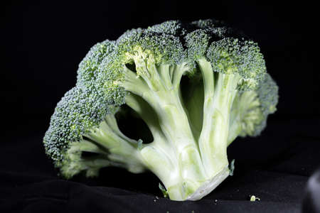 broccoli raw fresh close upの写真素材
