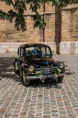 Aix-en-Provence, France - July 09, 2016. View of old model car for newlyweds in Aix-en-Provence, a pleasant and lively town in the French countryside. Provence region, southeastern Franceのeditorial素材