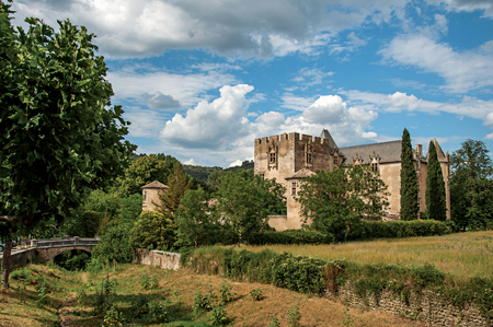 Panoramic view of Allemagne-en-Provence Castle, near the village of the same name. Located in the Alpes-de-Haute-Provence department, Provence-Alpes-Cote d'Azur region, southeastern Franceのeditorial素材