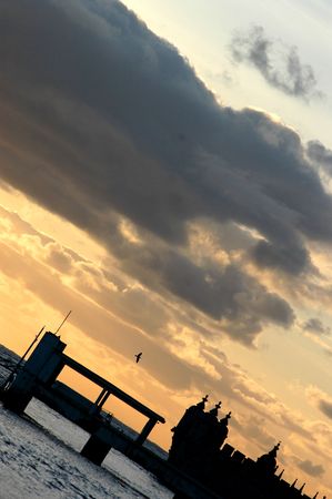 Silhouette of monument at sunsetの写真素材