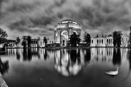 Late afternoon view of the palace of fine arts, in San Francisco, CA, USAの写真素材