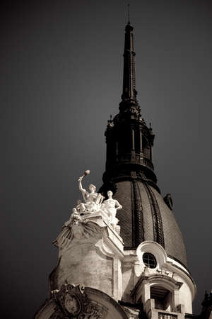 Statues on the top of a building, Microcentro, Buenos Aires, Argentinaの写真素材