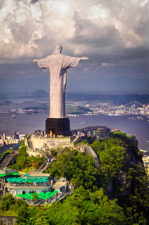 Foto Del Christ The Redeemer Statue On Id Imagen Libre De Regalias Stocklib Foto Del Christ The Redeemer Statue On Id Imagen Libre De Regalias Stocklib