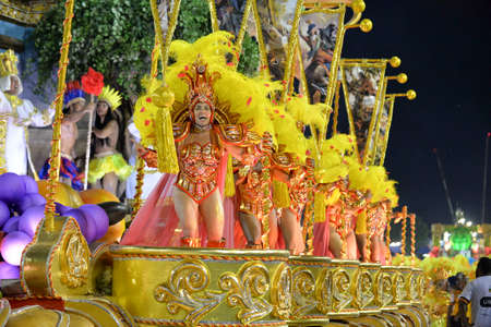 Rio, Brazil - february 11, 2018: Samba School parade in Sambodromo. Sao Clemente during parade of the carioca carnival in the Marques de Sapucaiのeditorial素材