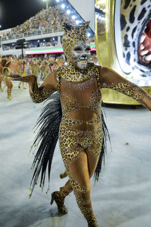 Rio, Brazil - february 12, 2018: Samba School parade in Sambodromo. Mangueira during parade of the carioca carnival in the Marques de Sapucaiのeditorial素材