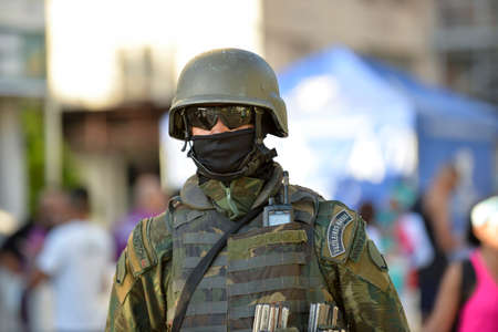 Rio de Janeiro, Brazil - april 29, 2018:  Army makes patrol on the streets of the city center of Rio de Janeiro, after intervention in the state securityのeditorial素材