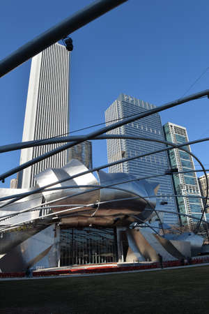 Chicago, Il, USA - march 14, 2018: O Jay Pritzker Pavilion in Millennium Parkのeditorial素材
