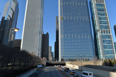 Chicago, Usa - march 14, 2018: View of avenue with skyscrapers in wind city on a spring dayのeditorial素材