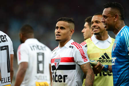 Rio, Brazil - june 18, 2018: Everton player in match between Flamengo and Sao Paulo by the Brazilian Championship in Maracana Stadiumのeditorial素材