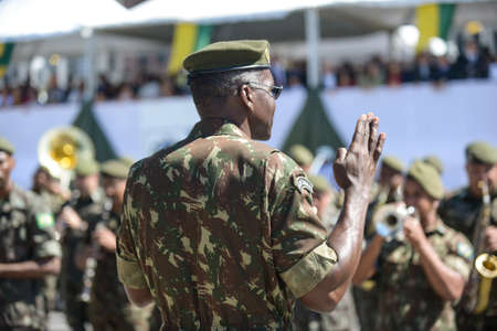 Rio de Janeiro, Brazil - september 07, 2018:  military civic parade celebrating the independence of Brazil. Musicians bandのeditorial素材