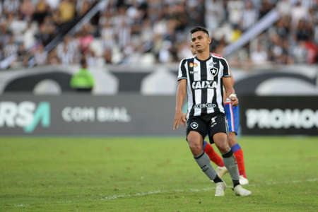 Rio, Brazil - october 20, 2018: Erik player in match between Botafogo and Bahia by the Brazilian Championship in Nilton Santos Stadiumのeditorial素材