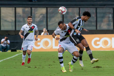 Rio, Brazil - November 07, 2021: Leandro Castan player in match between Vasco 0 vs 4 Botafogo by 34th round of Brazilian Championship (serie B) in Sao Januario Stadiumのeditorial素材