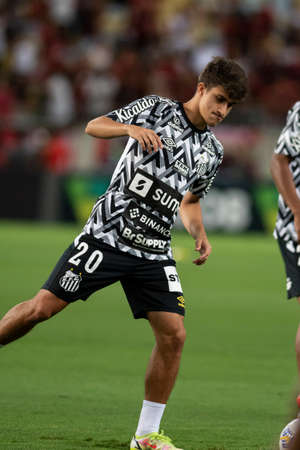 Rio, Brazil - December 06, 2021: Gabriel Pirani player in match between Flamengo 0 vs 1 Santos by 37th round of Brazilian Championship (serie A) in Maracana Stadiumのeditorial素材