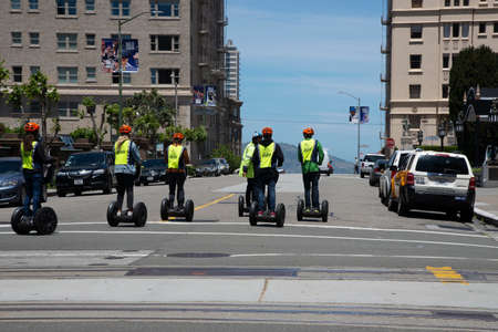 San Francisco,USA 03 June 2019: view of movement through the streets and slopes of the American cityのeditorial素材