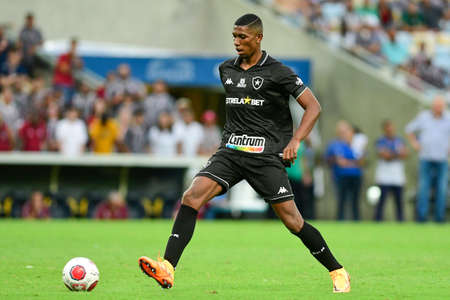 Rio, Brazil - March 27, 2022: Kanu player in match between Fluminense vs Botafogo by semifinal round of Carioca Championship in Maracana Stadiumのeditorial素材