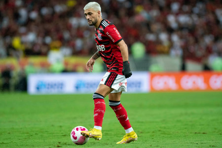 Rio, Brazil - October 01, 2022 - De Arrascaeta player in match between Flamengo vs Bragantino by 29 round of Brazilian Championship in Maracana Stadiumのeditorial素材