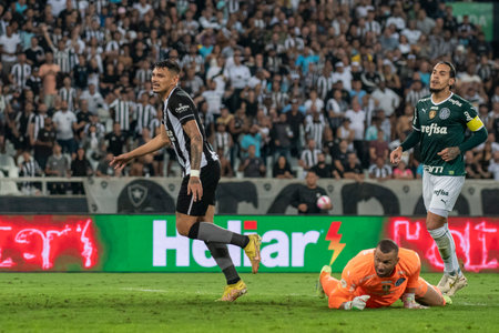 Rio, Brazil - October 03, 2022: Tiquinho Soares player in match between Bptafogo vs Palmeiras by 29 round of Brazilian Championship, in Maracana Stadiumのeditorial素材
