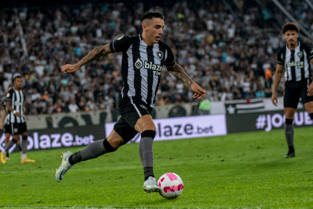 Rio, Brazil - October 03, 2022: Saraiva player in match between Bptafogo vs Palmeiras by 29 round of Brazilian Championship, in Maracana Stadiumのeditorial素材
