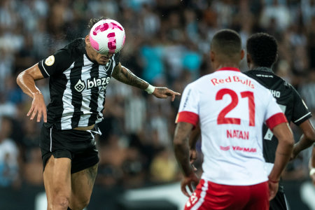 Rio, Brazil - October 26, 2022 - Tiquinho Soares player in match between Botafogo vs Bragantino by 34 round of Brazilian Championship, A series in Nilton Santos Stadiumのeditorial素材