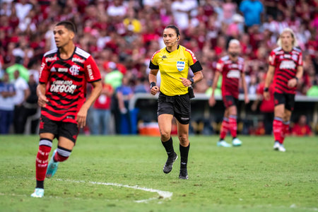 Rio, Brazil - november 12, 2022, Edina Alves Batista referee in match between Flamengo vs Avai by 38th round of Brazilian Championship, A serie in Maracana Stadiumのeditorial素材