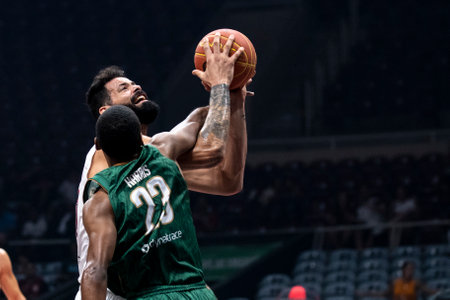 Rio, Brazil - November 29, 2022: Faverani of Flamengo battles with Harris of Cerrado during the men's New Brazilian Basketball (NBB) at Maracanazinho Stadiumのeditorial素材