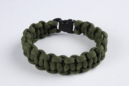 Paracord survival bracelet, military green cobra knot paracord bracelet