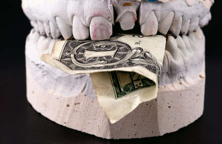 Jaws hold banknoteの写真素材