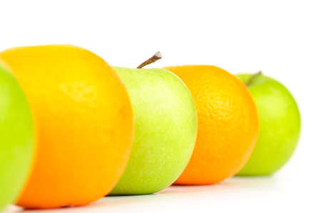 apples and oranges in row isolated on white
の写真素材