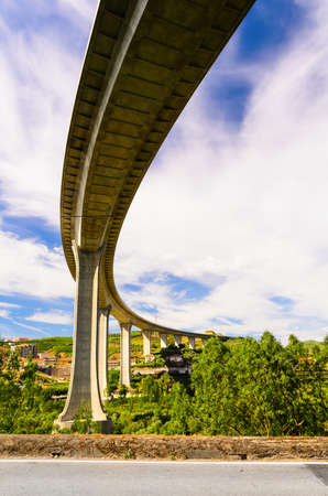 bridge over the river Douro valley, Peso da Regua, Portugalの写真素材
