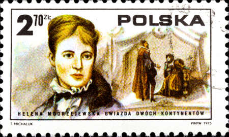 02 10 2020 Divnoe Stavropol Territory Russia postage stamp Poland 1975 The 200th Anniversary of the Independence of the United States of America: Participation of Poles in American Life Helena Modrzejewska Polish Actor portrait on the background of the thのeditorial素材