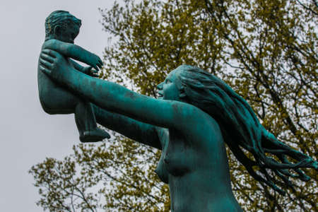 Statues in Vigeland park designed by Gustav Vigeland, Oslo, Norwayのeditorial素材