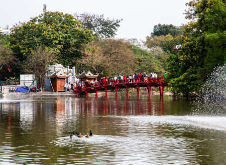 Hoan Kiem lake with The Huc bridge (red bridge), Hanoiのeditorial素材