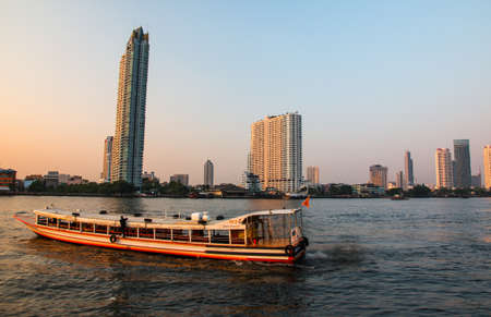 Bangkok city skyline and Chao Phraya river, Bangkok, Thailandのeditorial素材
