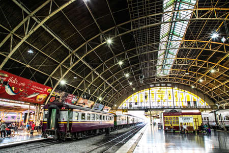 BANGKOK, THAILAND, MAY 28, 2018: inside Bangkok Railway Station (Hua Lamphong). This is the main railway station in Bangkok, Thailandのeditorial素材
