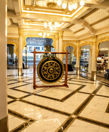 gong inside Icon Siam, Bangkok, Thailandのeditorial素材