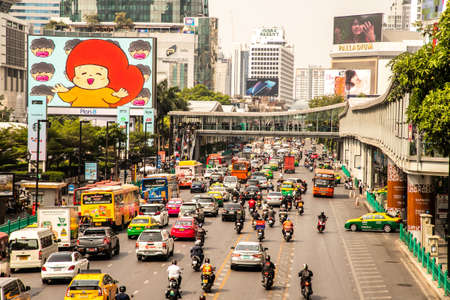 car and vehicle that cause of traffic on the road at Ratchaprasong District, Bangkok, Thailandのeditorial素材