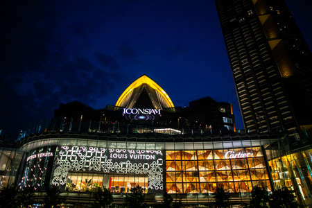 external night view of the shopping center Icon Siam, Bangkok, Thailandのeditorial素材