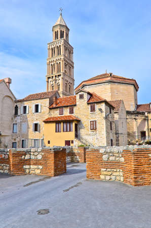 Cathedral of Saint Domnius (Saint Duje Cathedral) and the Dioclesian's Palace in the historical center - UNESCO World Heritage site, Split, Croatiaのeditorial素材
