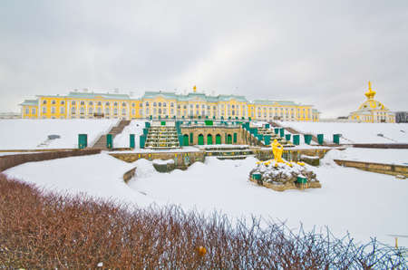 Grand cascade in Pertergof, Saint-Petersburg, Russiaのeditorial素材