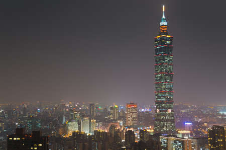 TAIPEI, TAIWAN - OCTOBER 21: Taipei 101 Skyscraper October 21, 2013 in Taipei, TW. It is the second tallest building in the world.のeditorial素材