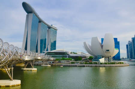 SINGAPORE-MAY 12 : Marina Bay Sands Resort Hotel on May 12, 2014 in Singapore. It is billed as the world's most expensive standalone casino property at S$8 billion.のeditorial素材